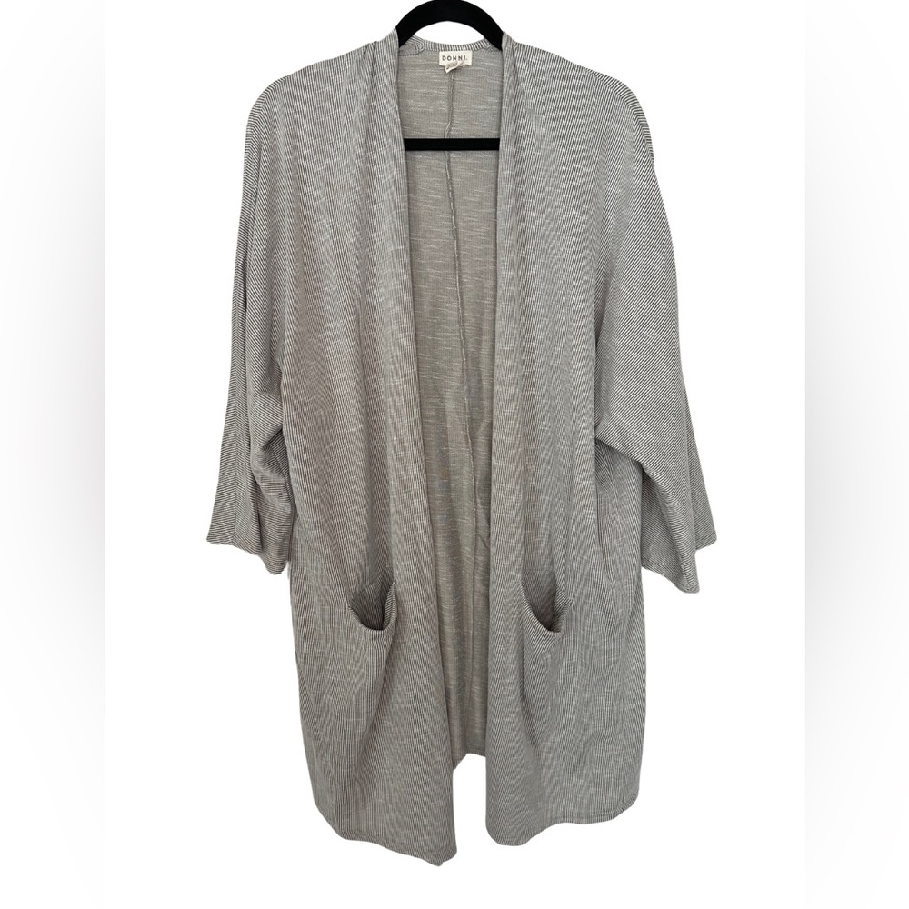DONNI Grey and White Cardigan One Size Plus